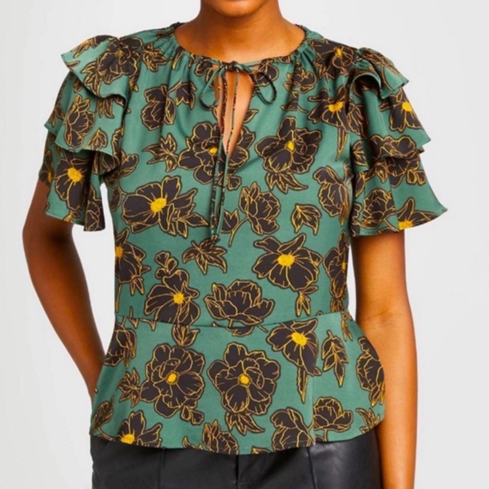 Who What Wear Floral Blouse with Ruffled Sleeves size XL